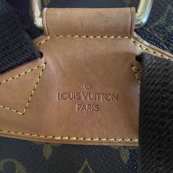 Authentic Louis Vuitton GM - Picture 7 of 13